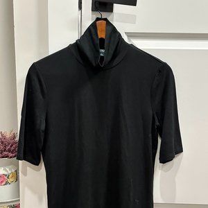 LAUREN RALPH LAUREN SHORT SLEEVE TURTLENECK - Size M